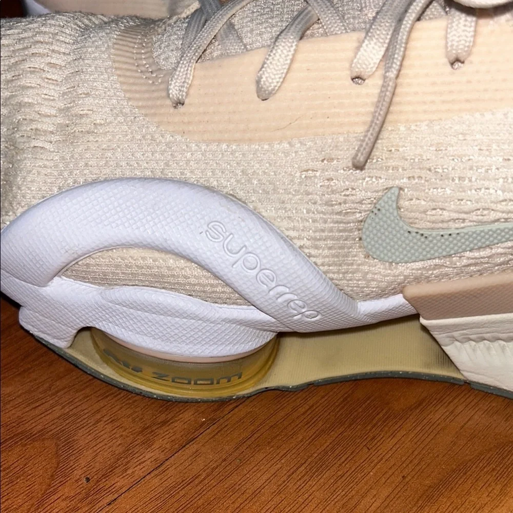 Nike Zoom SuperRep air 4 Cream Sneakers with Canvas Material